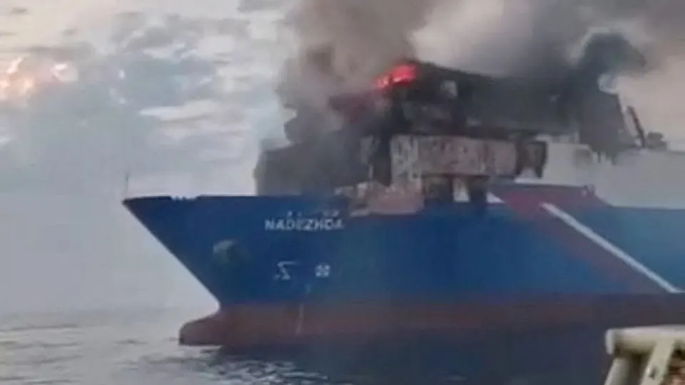 Из-за атак украинских беспилотников на Черном море растут расходы на импорт: перенаправление портов, задержки и рост цены европейских товаров в России.