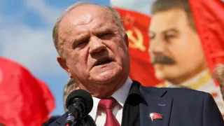 Лидер КПРФ Геннадий Зюганов на заседании Госдумы заявил, что из‑за «провала экономики» Россия может столкнуться с ситуацией, похожей на 1917 год, и отметил, что блогер Виктория Боня в своем видеообращении к Владимиру Путину подняла те же вопросы, о которых коммунисты давно говорят власти.