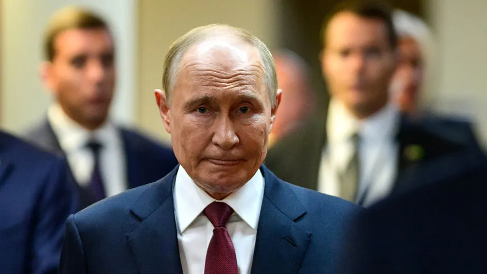Американский Институт изучения войны зафиксировал, что в апреле Россия утратила контроль над 116 кв. км; одновременно заметно снизились темпы наступления из‑за контратак, ударов средней дальности, активного использования дронов, проблем со связью и неблагоприятной погоды.