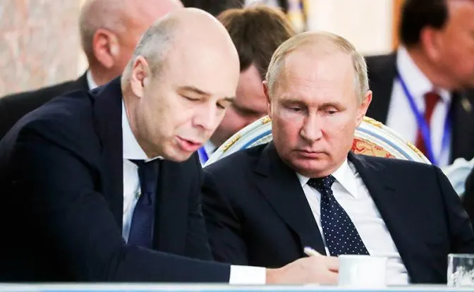 Минфин допускает невозможность исполнения бюджета 2026 года: дефицит вырос до 5,9 трлн руб. Параметры будут скорректированы в пользу приоритетов, конкретных сокращений пока не объявлено, предупреждают депутаты.