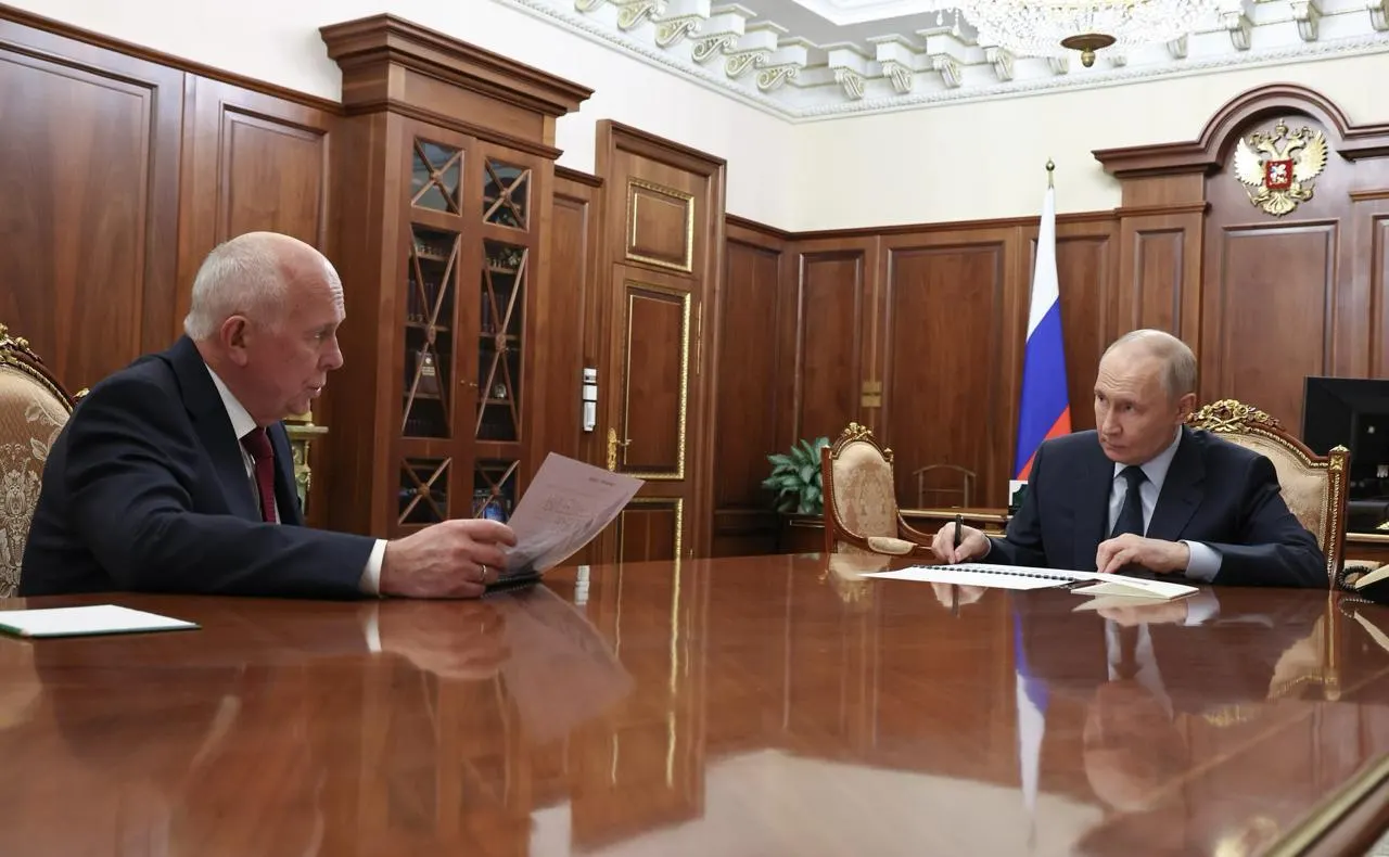 Руководство доложило президенту о задержках в производстве двух отечественных пассажирских самолётов: серийный запуск перенесён на следующий год, в этом году ожидают только сертификат на Ил‑114‑300.