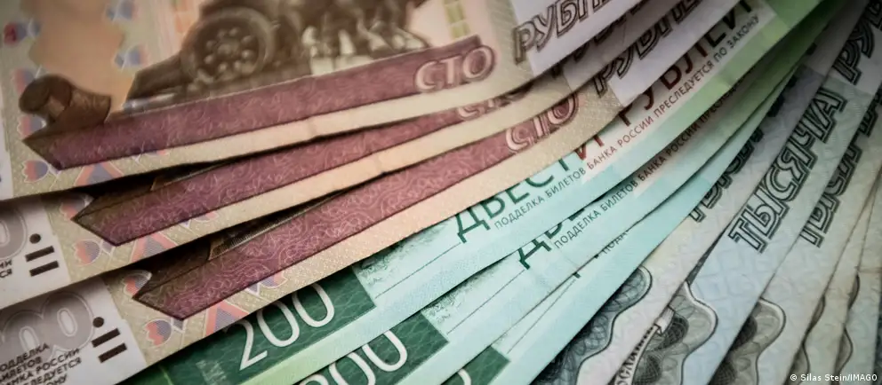 Правительство ожидает замедления экономического роста в 2026 году до 0,4%. Ожидается падение инвестиционной активности, замедление роста доходов населения и приближение инфляции к 5,2%.