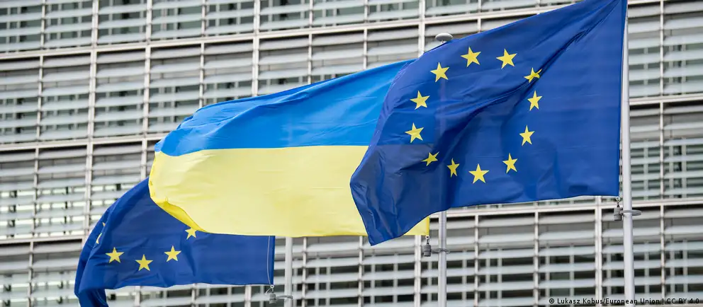 Евросоюз планирует ввести ограничения против лиц и структур, причастных к депортации и принудительному перемещению украинских детей. Ожидается, что решение утвердят 12 мая; меры станут частью усилий по привлечению виновных к ответственности и возвращению детей.