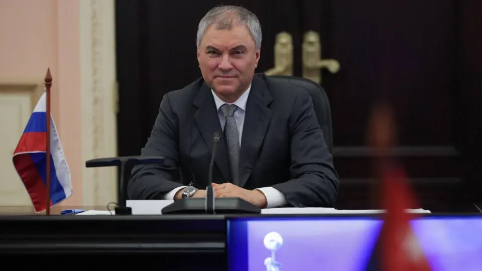 Спикер Госдумы заявил, что использование западного оружия и спутниковых технологий против гражданских объектов может вынудить Россию прибегнуть к вооружению, «которое не оставит следа». Заявление последовало после атаки 22 мая на оккупированный Старобельск.
