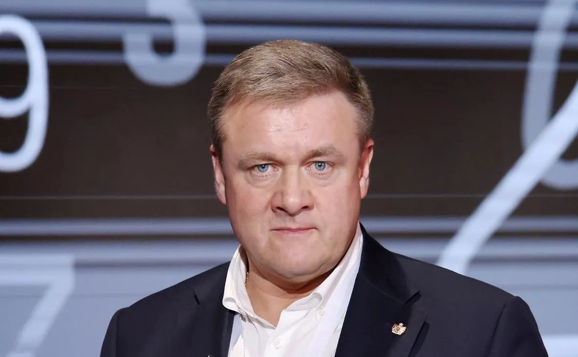 В картотеке суда появилась запись о статье об отмывании в особо крупном размере. Любимов содержится в московском СИЗО по делу о взятках; сумма обвинений превышает 270 млн рублей.