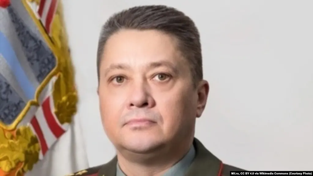 Минобороны официально назначило генерал‑полковника Александра Чайко главнокомандующим Воздушно‑космическими силами. Он стал третьим руководителем ВКС с начала войны; ранее командовал группировкой российских войск в Сирии и попадал под санкции ЕС.