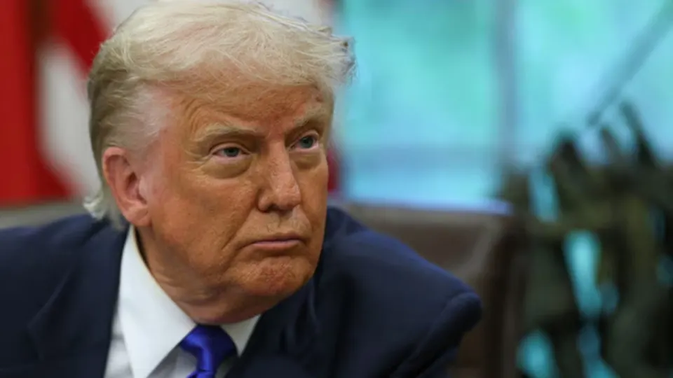 На саммите G7 Дональд Трамп заявил о готовности усилить давление на Россию и поддержать Украину при условии помощи союзников в разминировании Ормузского пролива. Лидеры согласовали наращивание санкций и увеличение поставок систем ПВО.