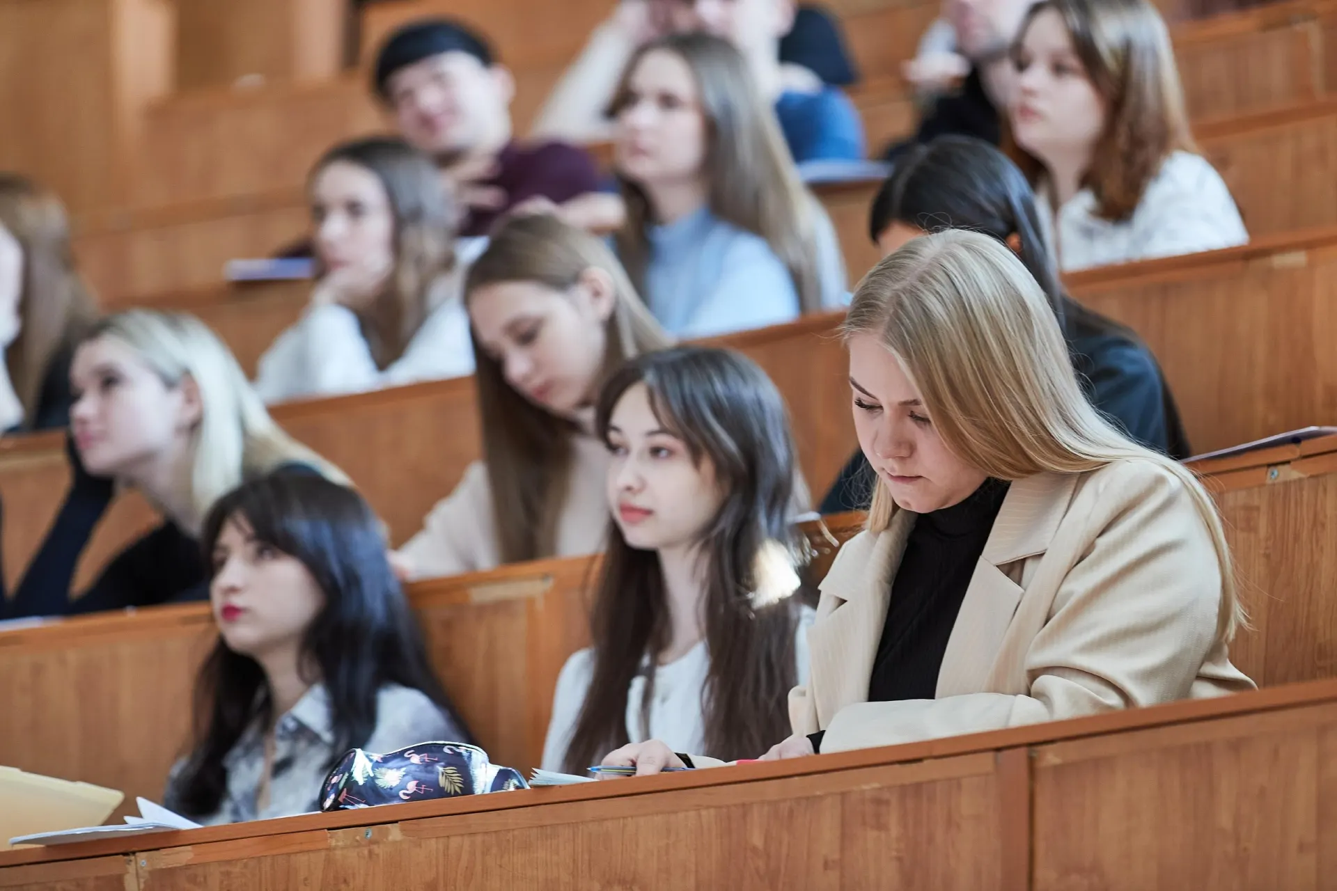 В ведомстве пересмотрели порядок целевого набора: финансовые санкции заменены механизмом компенсаций, а договоры стали строже — нарушение теперь может привести к немедленному отчислению.