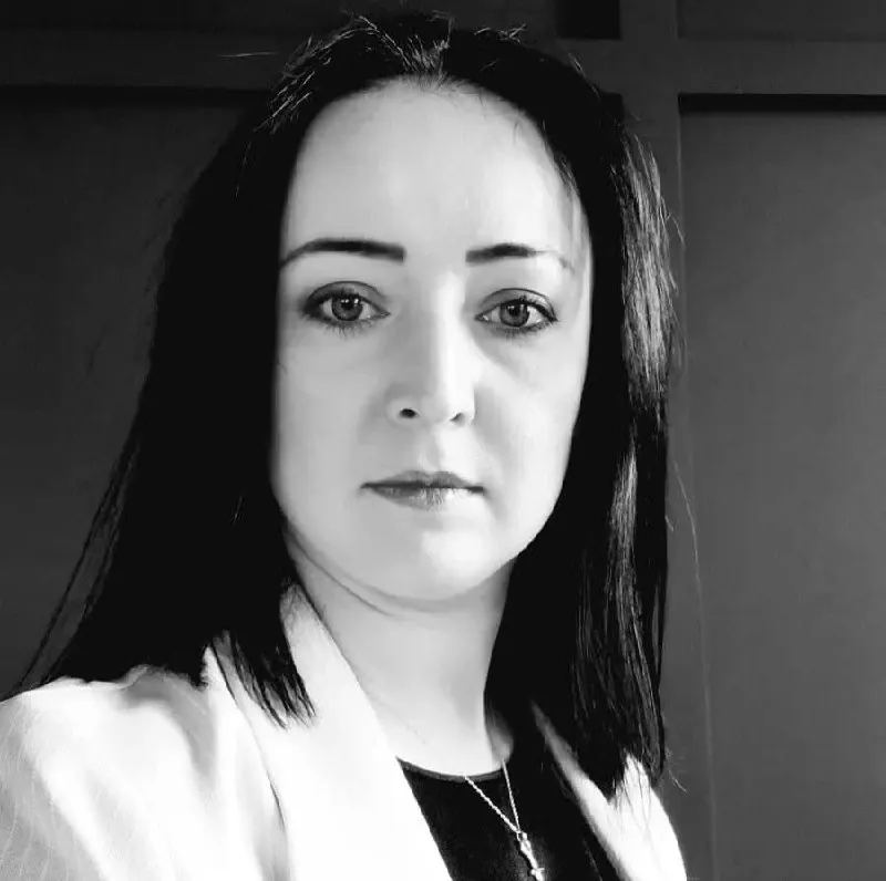 Конституционный суд признал, что совершеннолетние имеют право требовать лишения родительских прав родителей, если те применяли к ним насилие в детстве; прежняя формалистская практика не защищала права пострадавших.