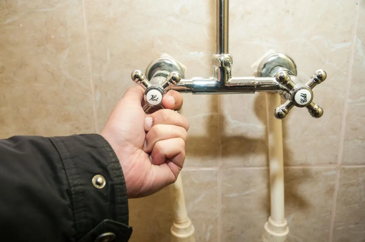 Горячее водоснабжение в Рязани прекращено до 11 сентября; причины и сроки уточняются.