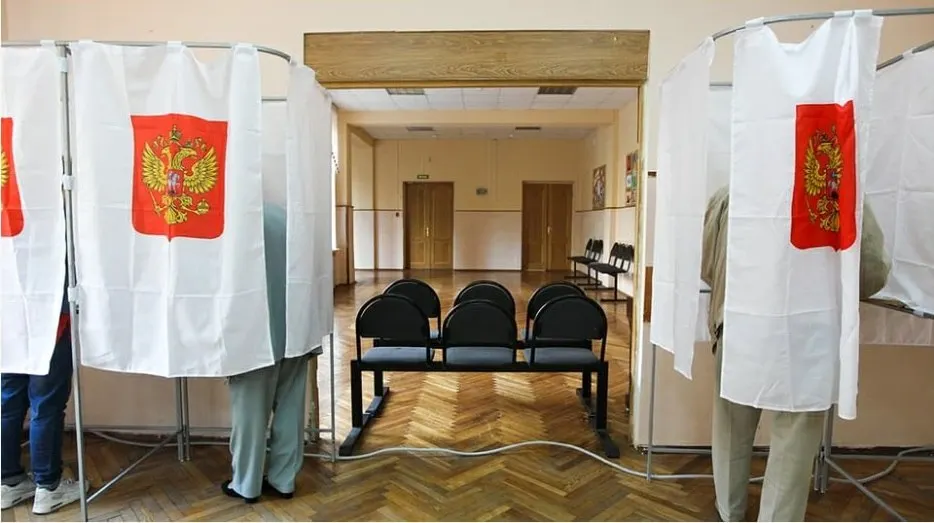 Документ для партийных наблюдателей призывает фиксировать нарушения и поддерживать решения избирательной комиссии, что вызывает вопросы об независимости мониторинга.