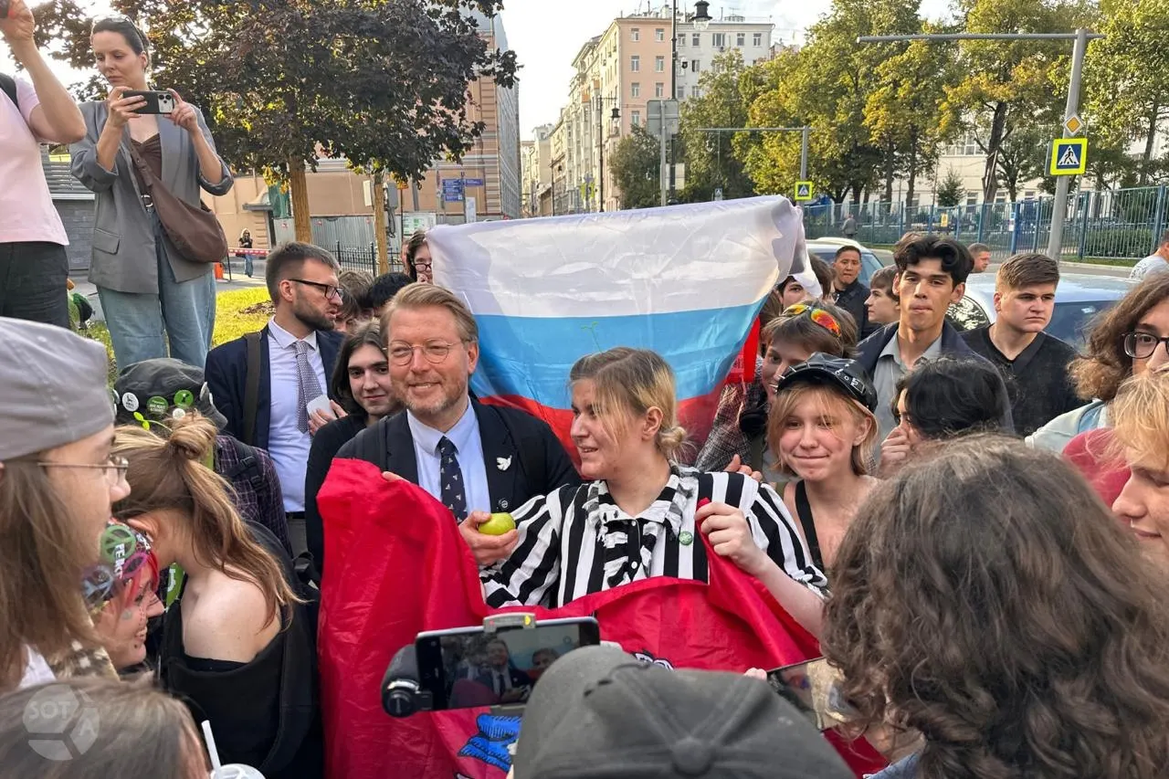 Верховный суд не стал передавать надзорную жалобу партии «Яблоко» в Президиум, касающуюся отмены регистрации федерального списка на выборах в Госдуму.