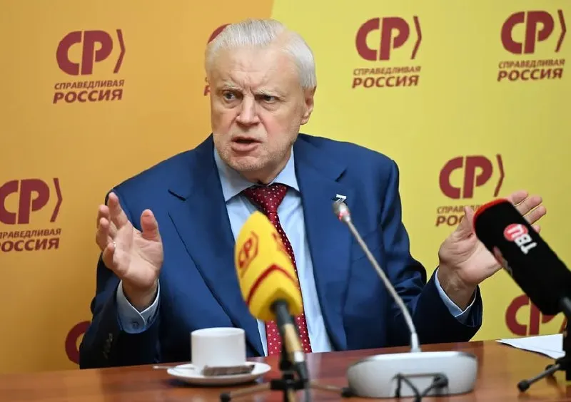Лидер партии заявил, что часть избирателей разочарована и считает невозможным повлиять на власть в нынешних условиях; он назвал объективные трудности, связанные с ситуацией вокруг СВО, одной из причин.