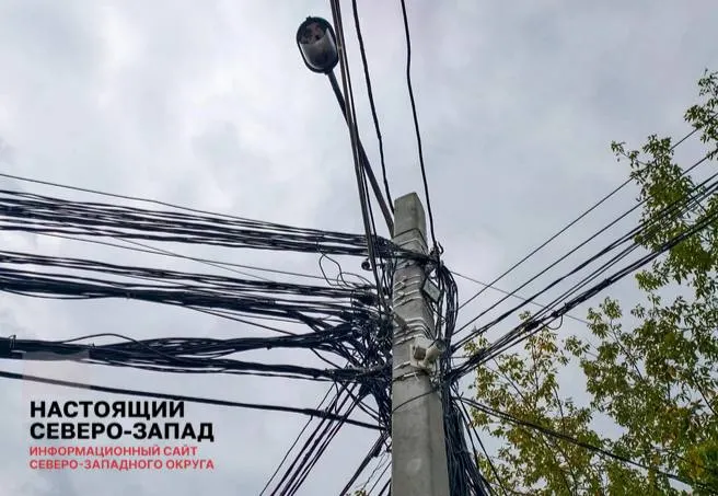 ФАС предлагает включать расходы на защиту электросетей от беспилотников и восстановление повреждённых объектов в тарифы на передачу электричества, что может затронуть бизнес и население.